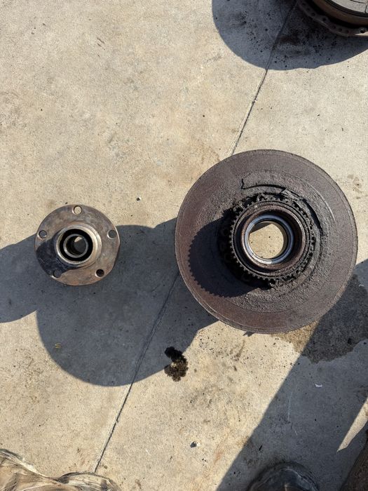 Предна и задна лагер-главина за Ford Transit 2.4 TDCi (2006–2014) RWD