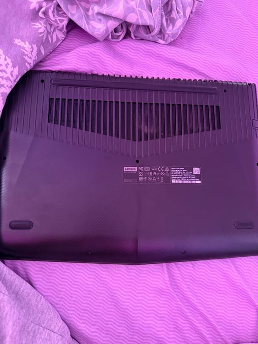 Лаптоп Lenovo Y520