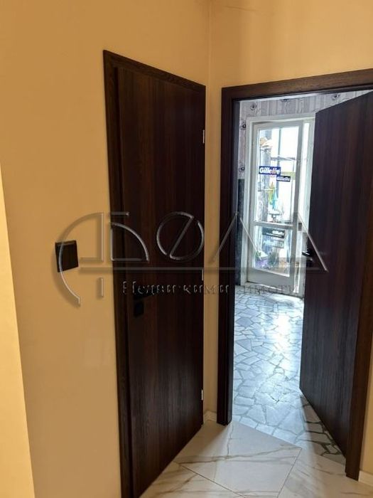 Продава се Тристаен апартамент в София, Оборище - 76 кв.м за 3290 €/кв.м - Снимка #5