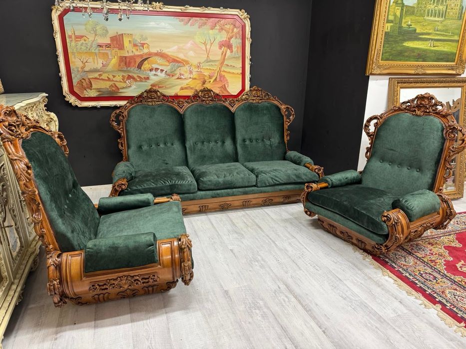 Canapea 3 locuri, 2 fotolii si masuta Italia anilor 50 stil baroc