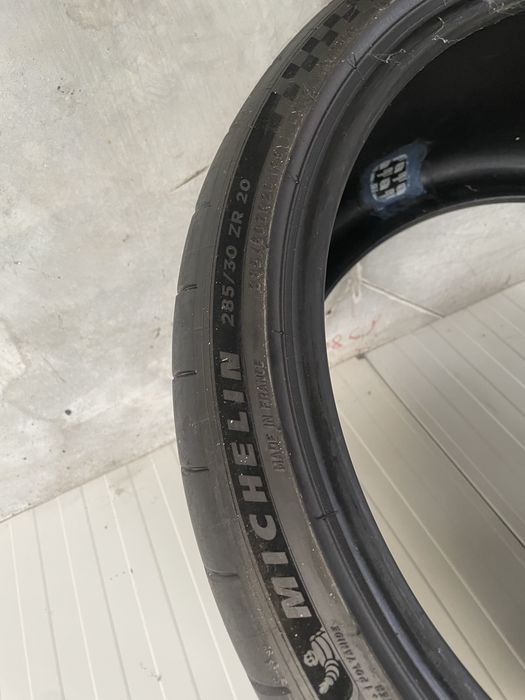 Michelin Pilot Sport Cup 2 285/30 20’