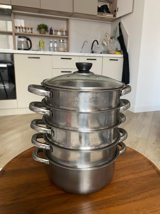 Продаю мантоварку и кастрюлю