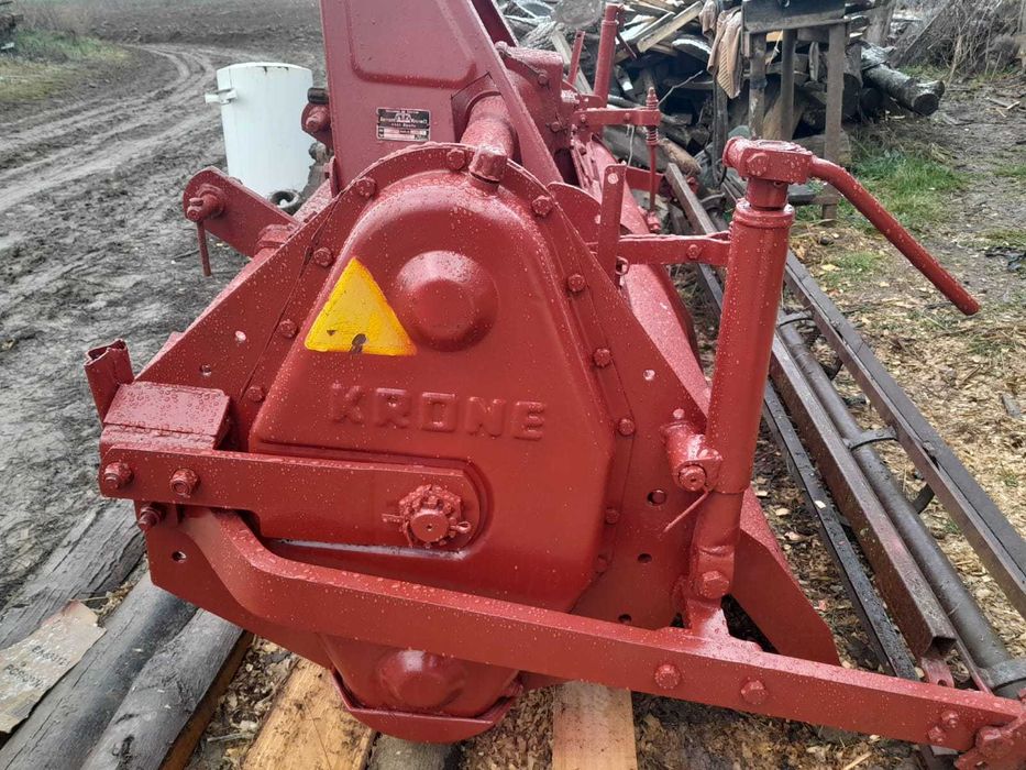 Vând freza agricolă