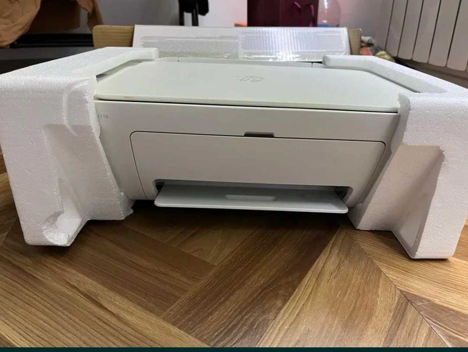 Принтер hp desk jet 2710 сост почти новый