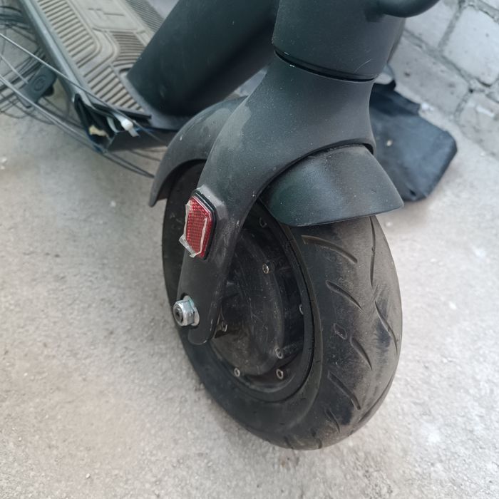 Продам складной электросамокат