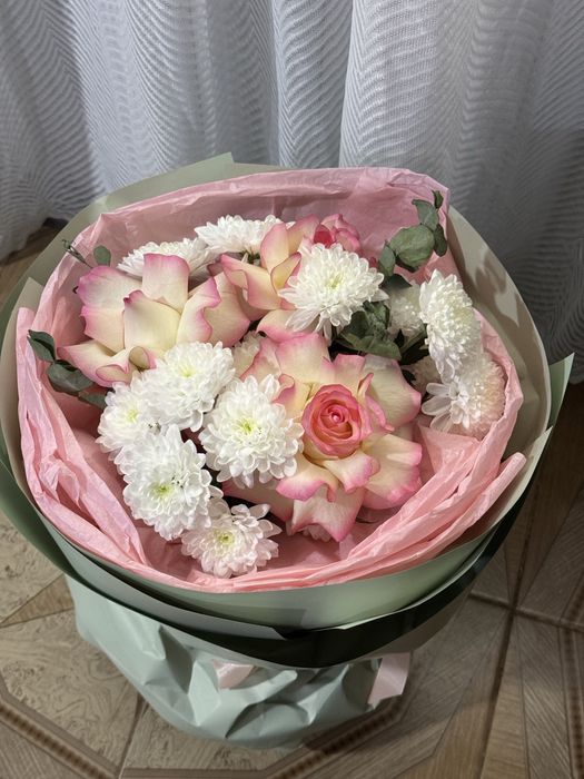 Продам цветы красивые