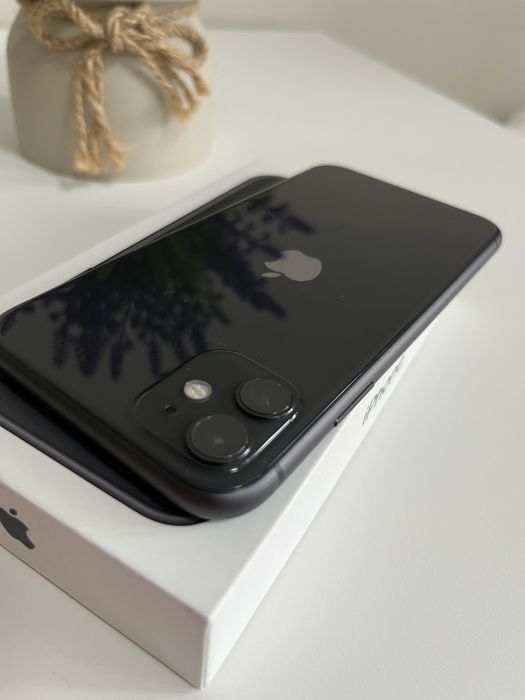 iPhone 11/64g/72%