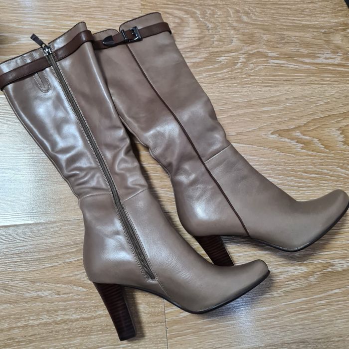 Обувь женская сапоги