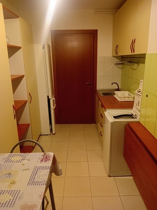 Închiriez garsoniera Confort City