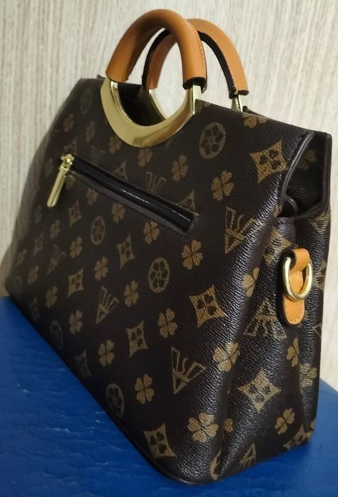 Продам сумочку..