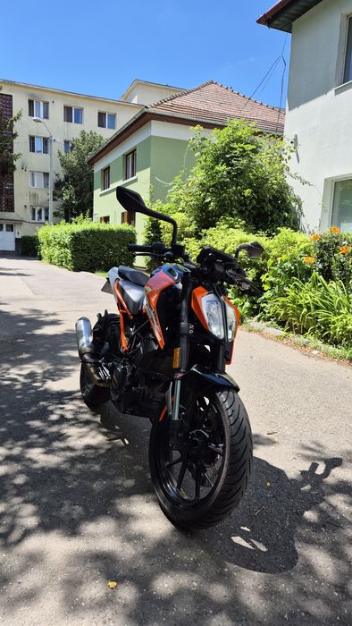 Ktm duke 125 2020