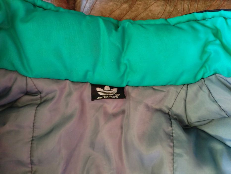 Мъжко Зимно Яке Adidas, Kато Ново, Леко и Много Топло. Размер L.