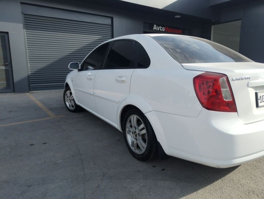 Lasetti 2013 1.6 toza