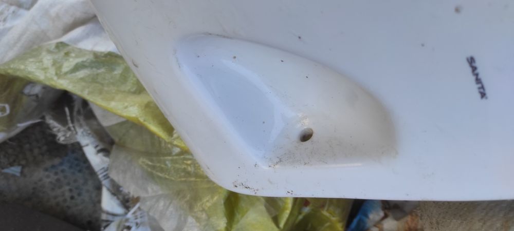 Мужской писсуар и всё