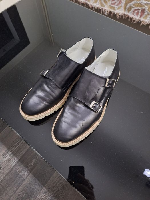 Спортно-елегантни обувки