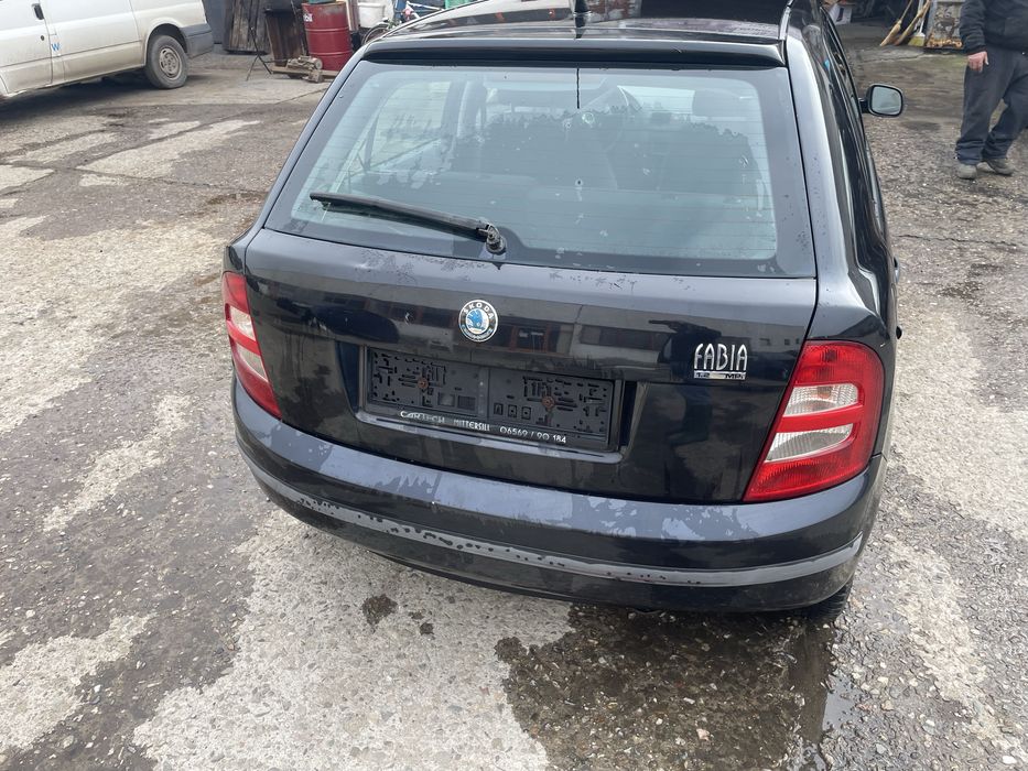 Skoda Fabia 1 6Y2 1.2  54кс на части