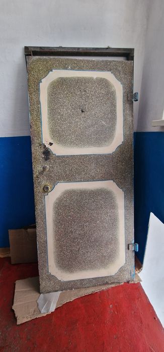 Дверь металлическая