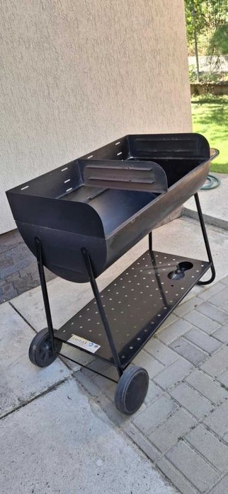Grătar cu cărbune de tip dual-chamber LEBARBECUE