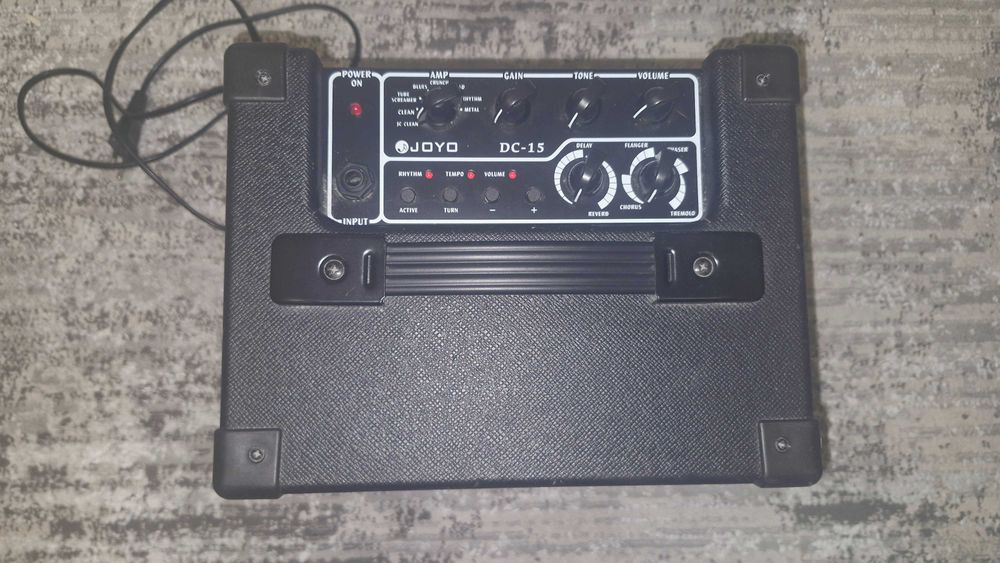 Комбоусилитель для электрогитары JOYO DC-15, 15 ВТ