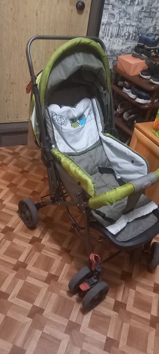 Продам коляску демисезон