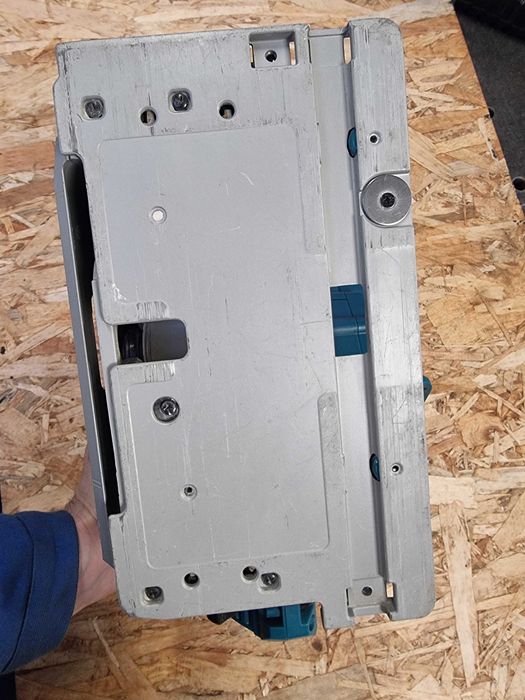 Ferastrau Circular Makita DSP601 36V Cu Plonjare Sina Acumulatori 18V