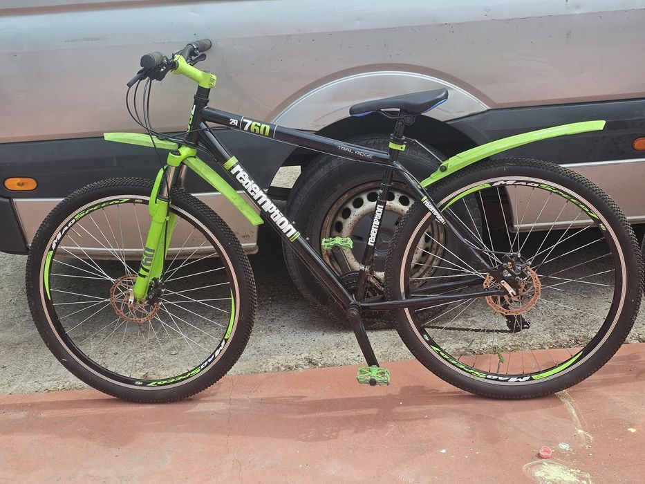 Vans biciclete aduse din anglia  tel +447778330574