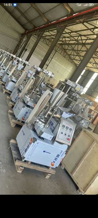 Новый аппарат для производства пельменей и вареников