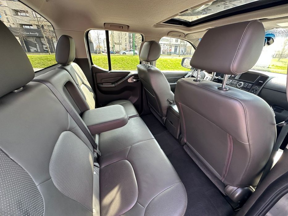 Autoutilitara Nissan Navara,An 2011,automata