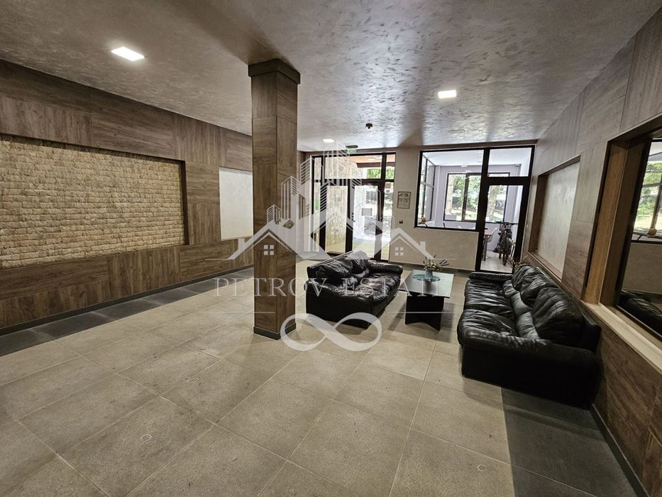 Продава се Тристаен апартамент в Велинград - 122 кв.м за 902 €/кв.м - Снимка #10