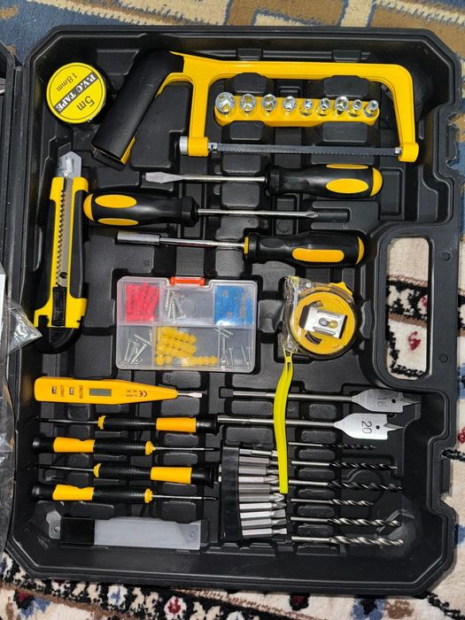 Шуруповерт безпроводной