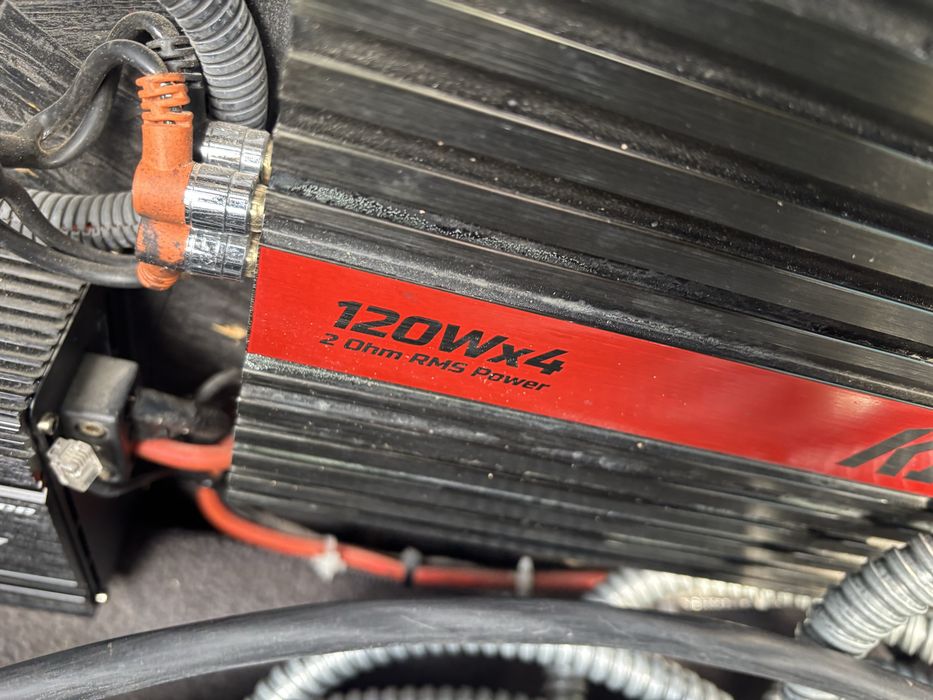 Савбуфер в комплекте