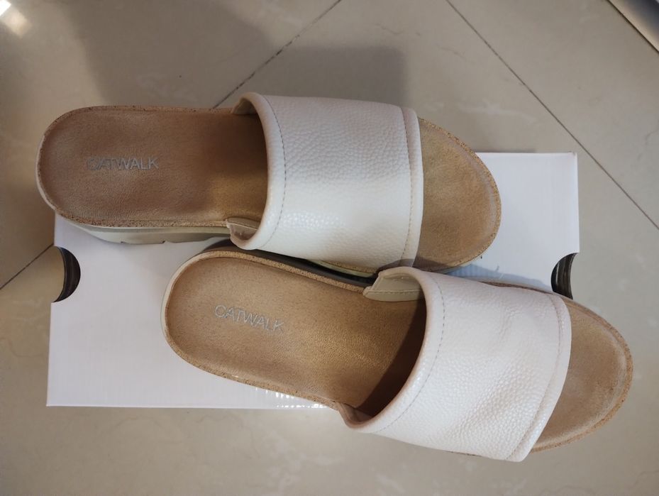 Дамски  летни чехли