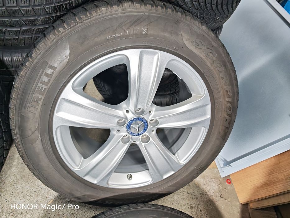 Jante originale Mercedes GLC 235 60R18 Pirelli iarna 2020
