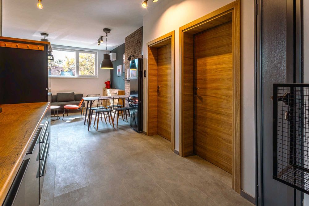 Нов 3-стаен апартамент до метро К.Величков – тих и обзаведен