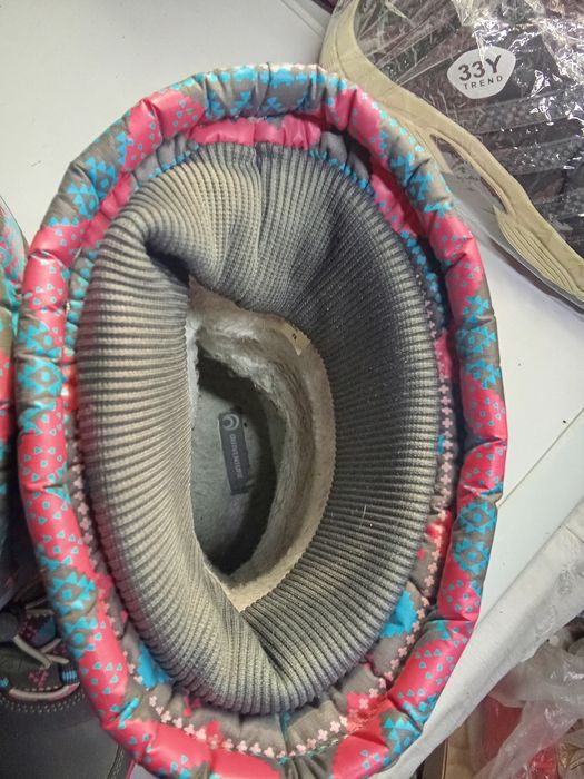 Продам женские сапоги