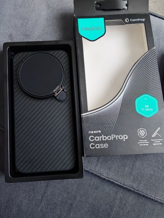 Pachet Premium Xiaomi 17 Ultra: Husă Aramidă Nillkin CarboProp + Încărcător Original 90W