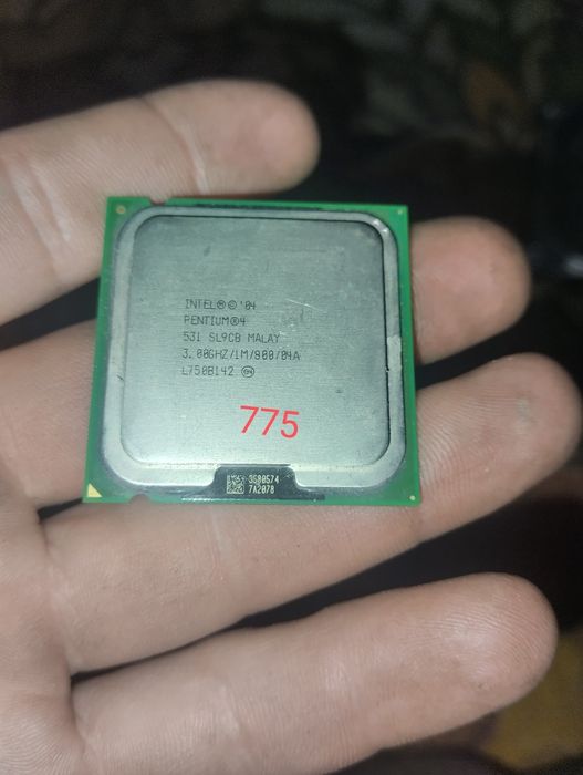 Материнская плата