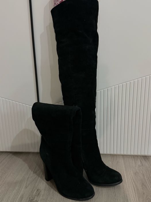 Зимние замшевые сапоги