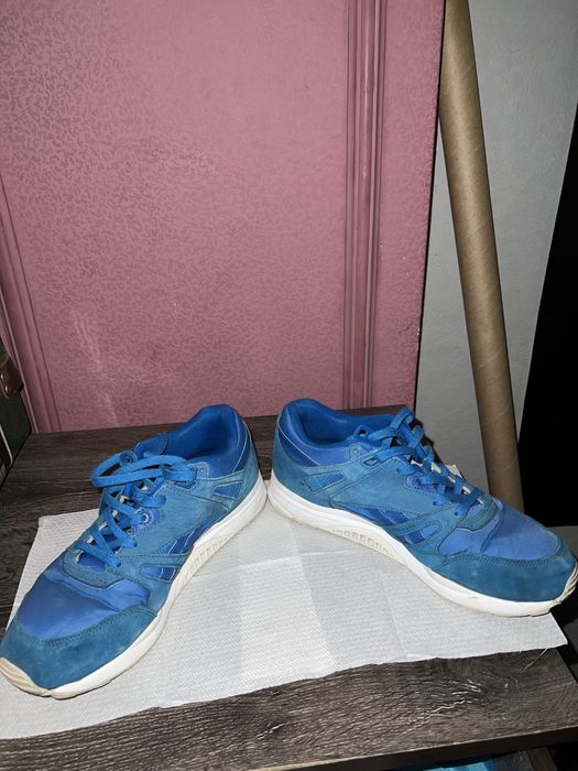 Продам кроссовки