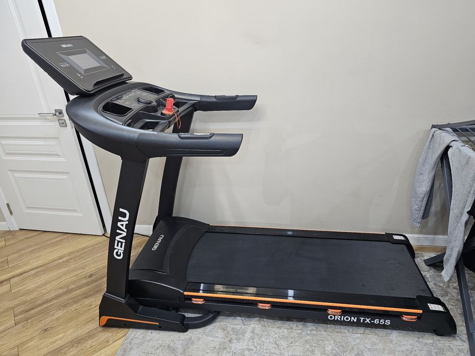 Беговая дорожка Genau
