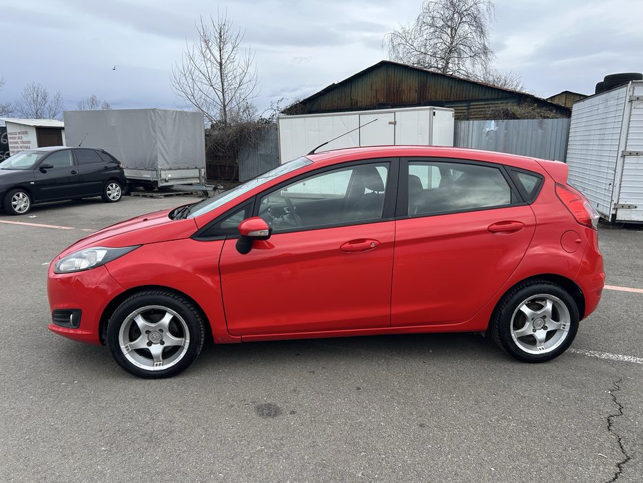 Ford fiesta impecabil