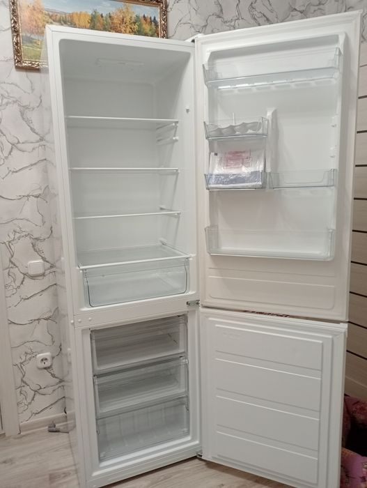 Холодильник в идеальном состоянии