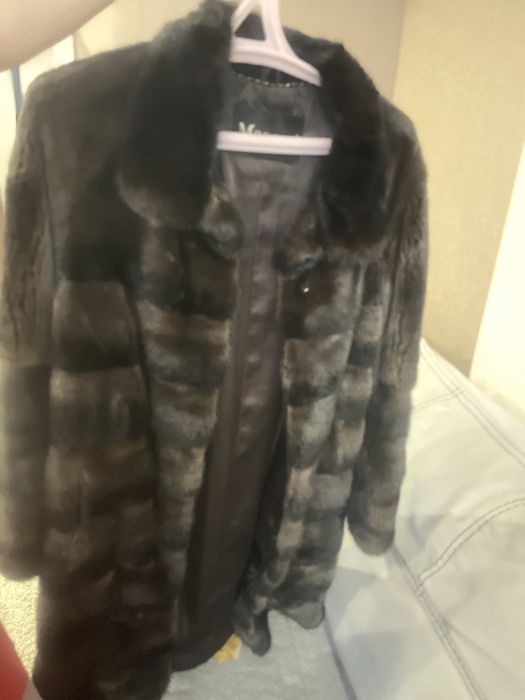 Продам норковую шубу