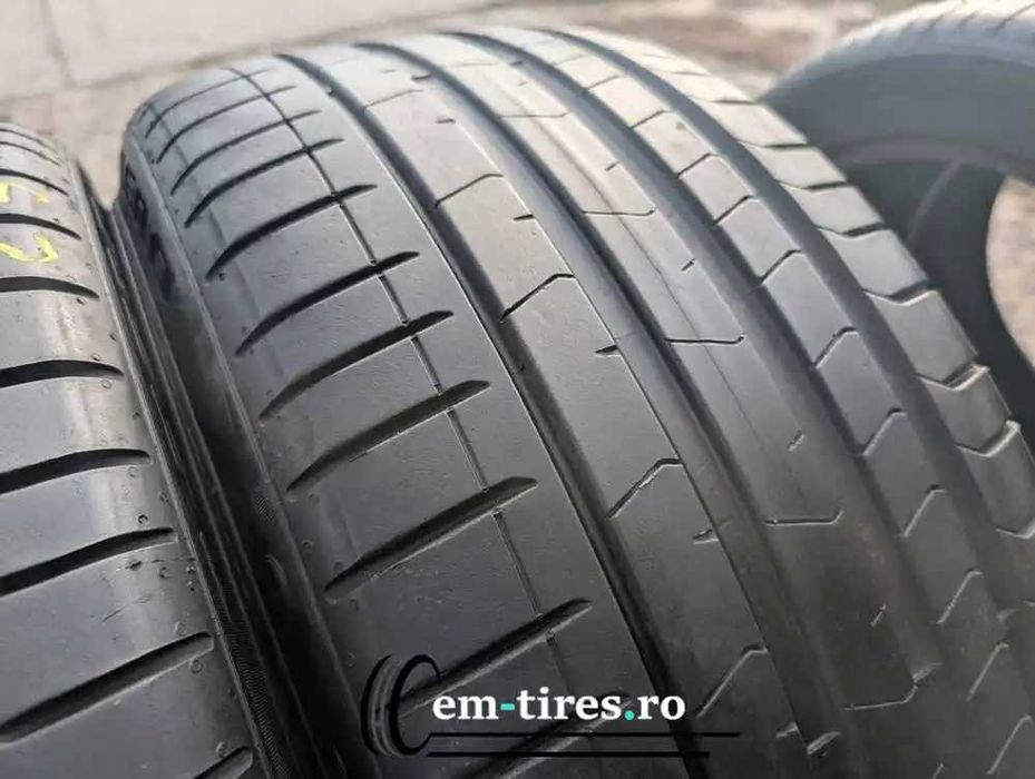 SET 2 Anvelope Vara 255/35 R20 PIRELLI P Zero J 97Y