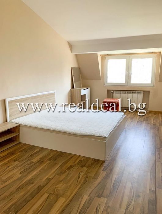 Дава се под наем Тристаен апартамент в София, Обеля 1 - 120 кв.м за 348.84 € - Снимка #9