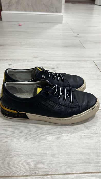 Ботинки школьные