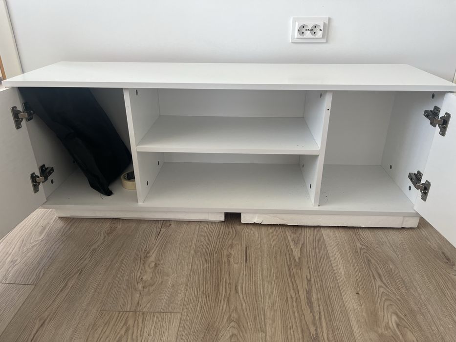 ТВ шкаф .         .