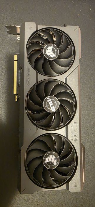 ASUS TUF Gaming GeForce RTX 4070 Ti SUPER OC 16GB GDDR6X 256bit