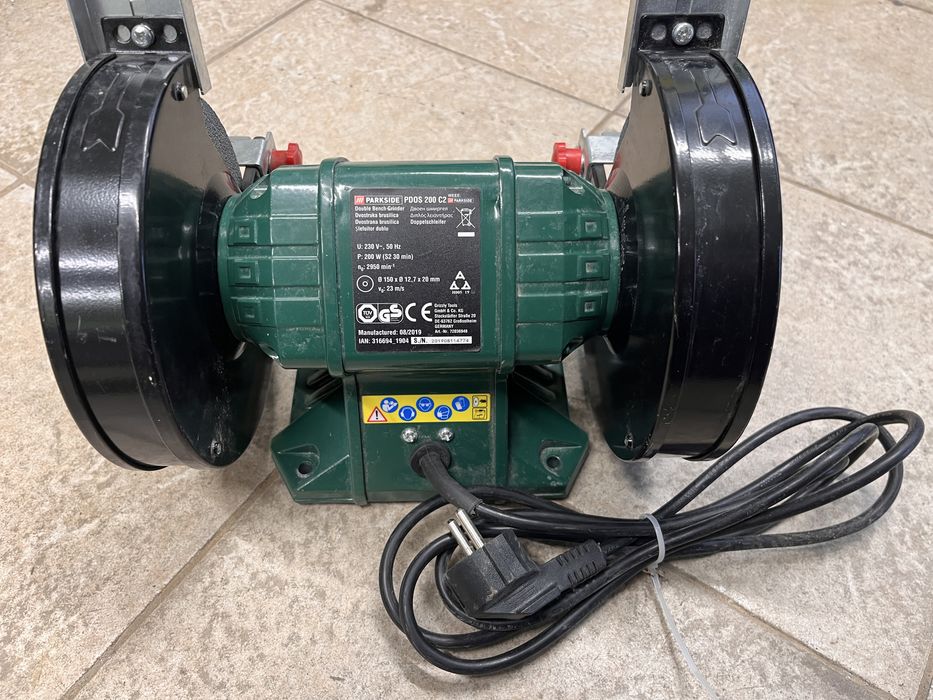 Шмиргел електрически Parkside 200 C1