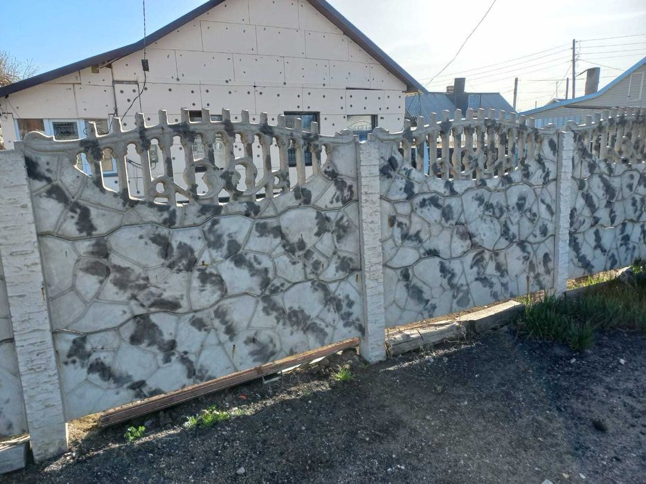продам бетонный забор